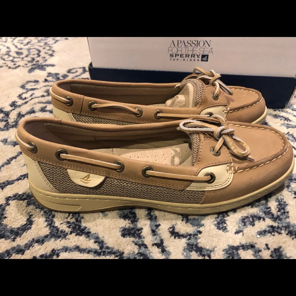 Tan Sperry Top-Siders